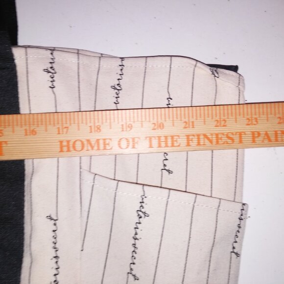 Victoria Secret Tote Bag Cream Black Allover Signature Logo Canvas Zip Up New Wi - Picture 6 of 11